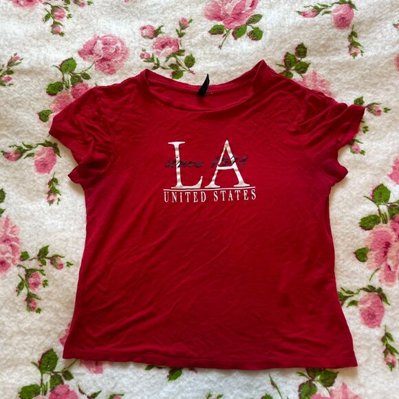 90s style LA red cropped baby tee! - Picture 12 of 15